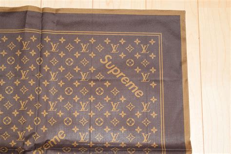 bandana supreme louis vuitton fake